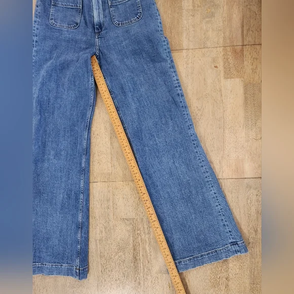 Paris Atelier & Other Stories Faded Flare Patch Pocket High Rise Jeans 28 (D16) - Picture 3 of 11